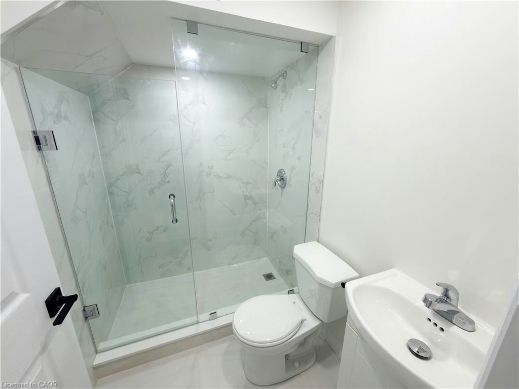 304 Westpark Crescent, Waterloo, ON, N2T 0A4 - 18