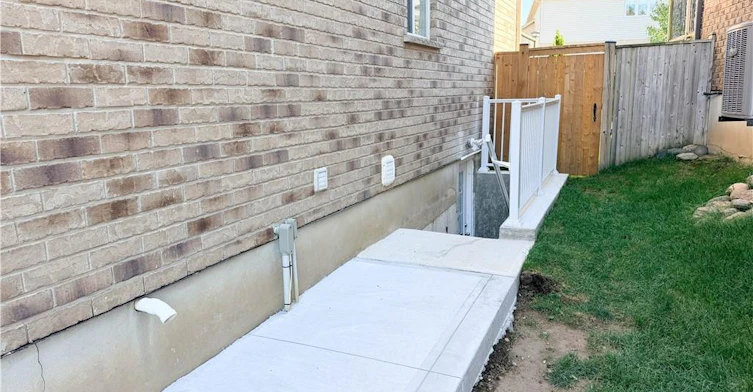 304 Westpark Crescent, Waterloo, ON, N2T 0A4 - 3