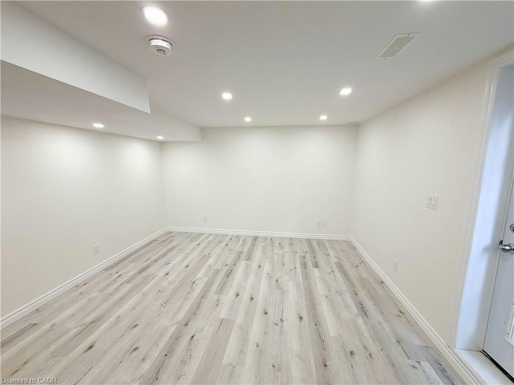 304 Westpark Crescent, Waterloo, ON, N2T 0A4 - 5