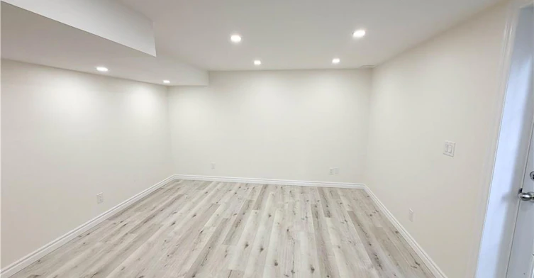304 Westpark Crescent, Waterloo, ON, N2T 0A4 - 5