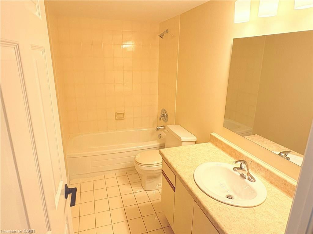 304-150 Wilson Street W, Hamilton, ON, L8L 2H7 - 8