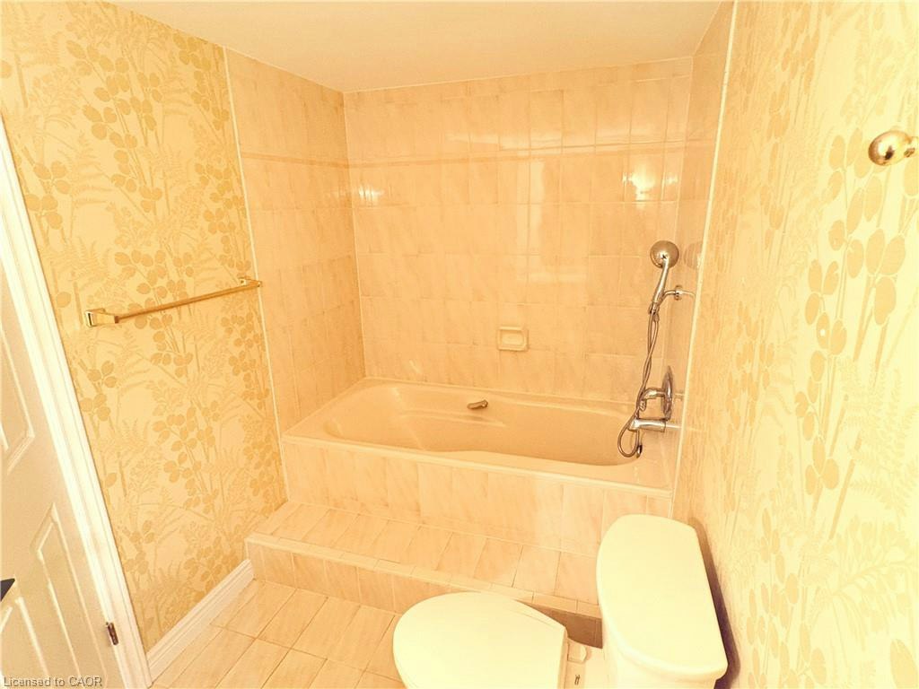 304-150 Wilson Street W, Hamilton, ON, L8L 2H7 - 11