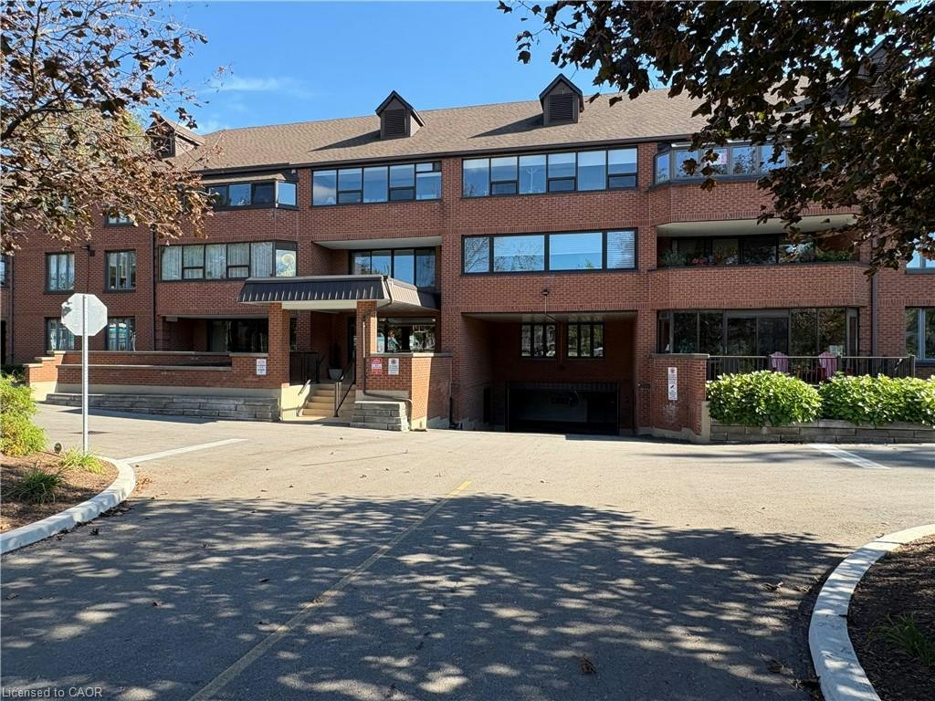 304-150 Wilson Street W, Hamilton, ON, L8L 2H7 1