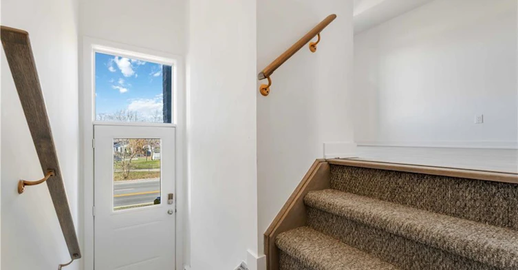 12-590 North Service Road, Hamilton, ON, L8E 0K5 - 4
