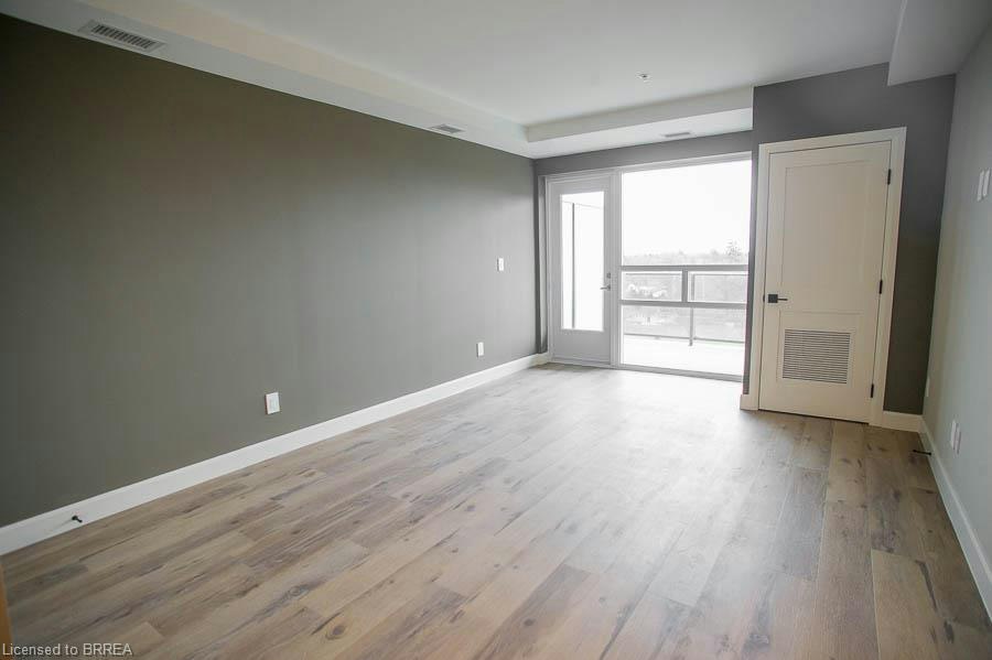 505-34 Norman Street, Brantford, ON, N3R 2Y1 - 8