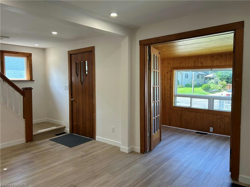 191 Queen Street N, Norfolk County, ON, N3Y 3Y7 - 8