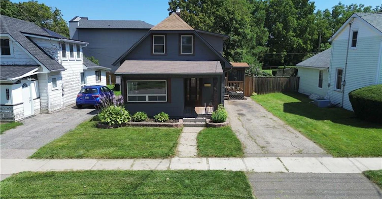 191 Queen Street N, Norfolk County, ON, N3Y 3Y7 - 2