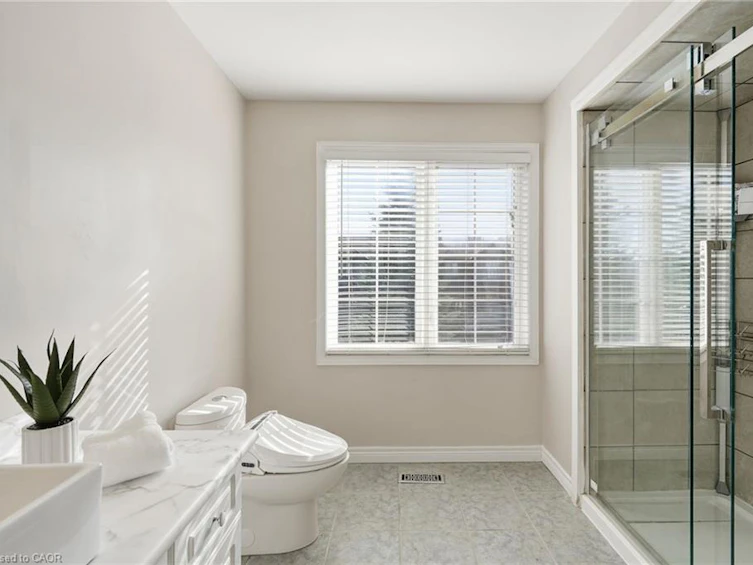 8-400 Stonehenge Drive, Hamilton, ON, L9K 0A2 - 29