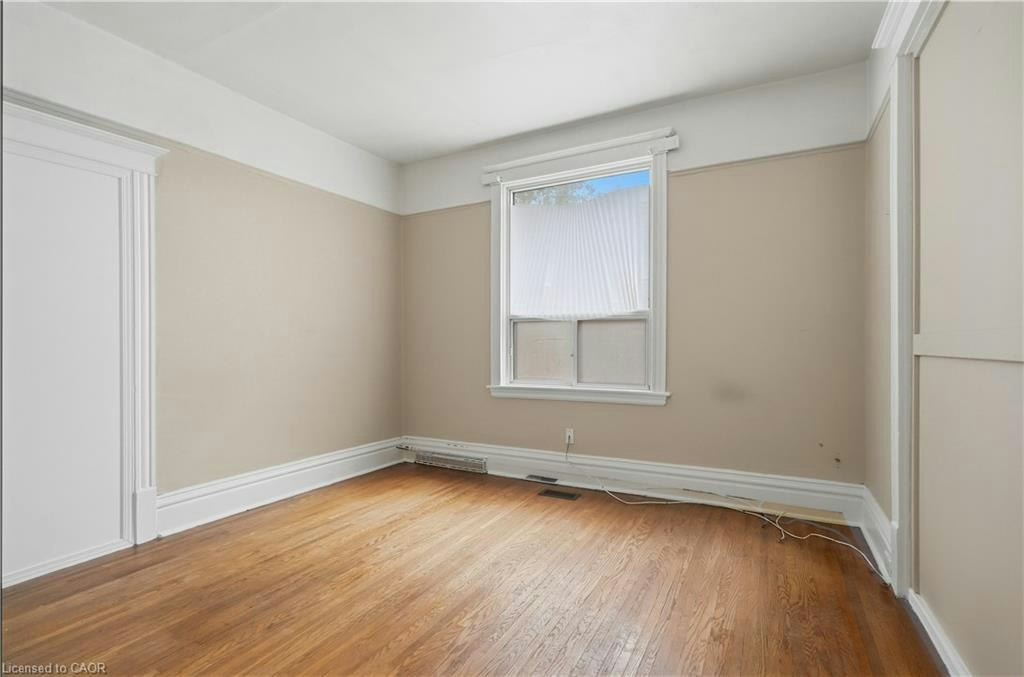 418 Main Street W, Hamilton, ON, L8P 1K6 - 8