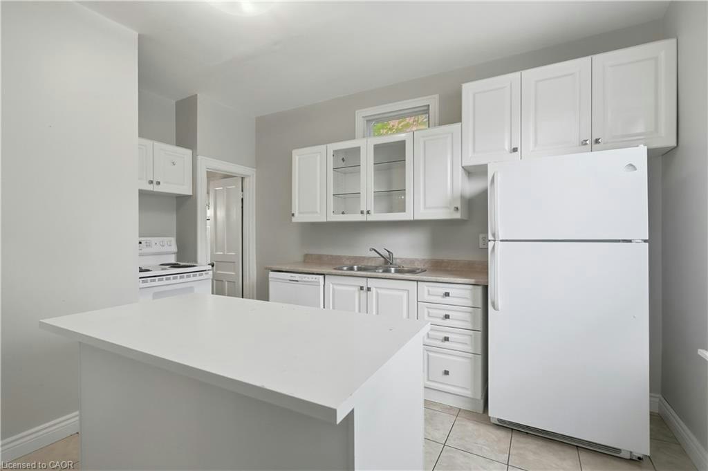 418 Main Street W, Hamilton, ON, L8P 1K6 - 18