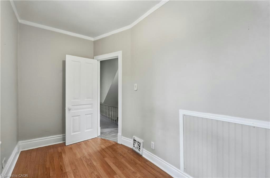 418 Main Street W, Hamilton, ON, L8P 1K6 - 26