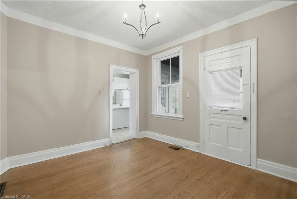 418 Main Street W, Hamilton, ON, L8P 1K6 - 12