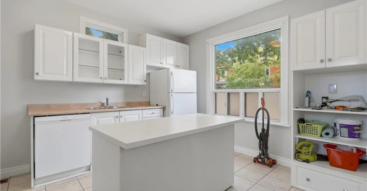 418 Main Street W, Hamilton, ON, L8P 1K6 - 17