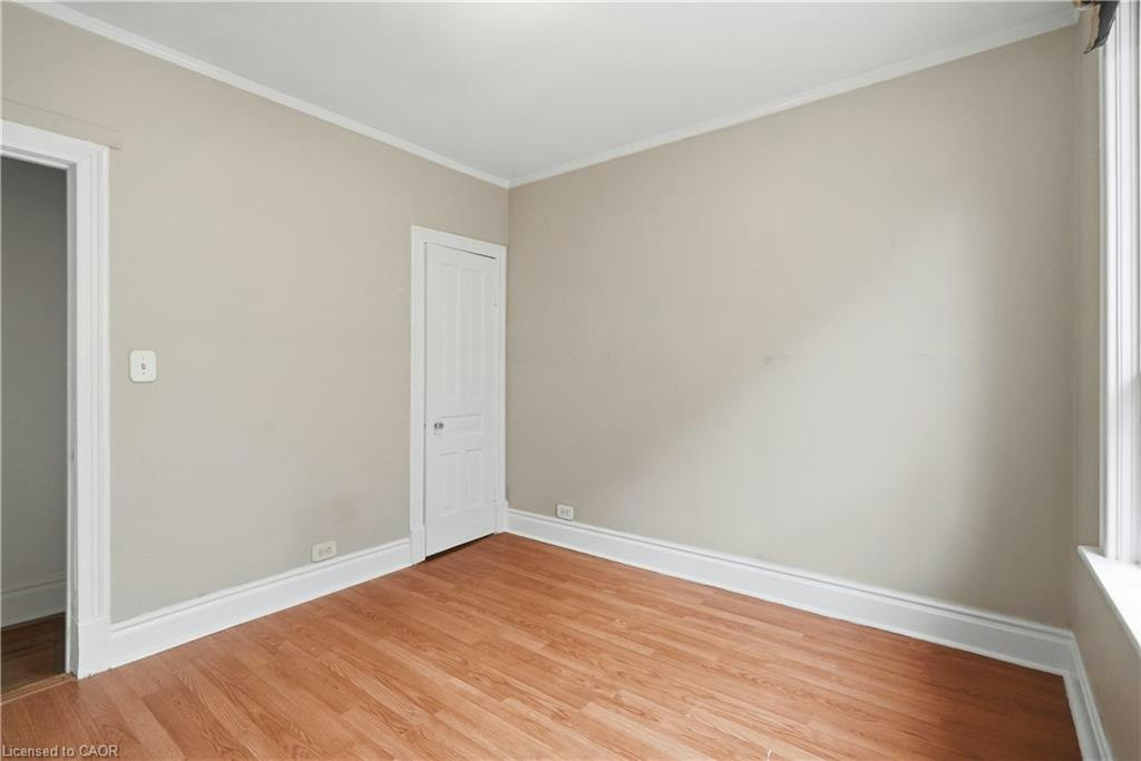 418 Main Street W, Hamilton, ON, L8P 1K6 - 33