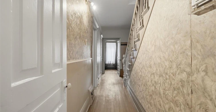 418 Main Street W, Hamilton, ON, L8P 1K6 - 11