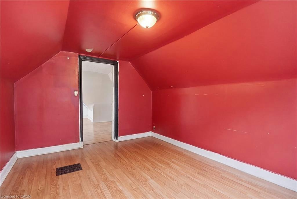 418 Main Street W, Hamilton, ON, L8P 1K6 - 40
