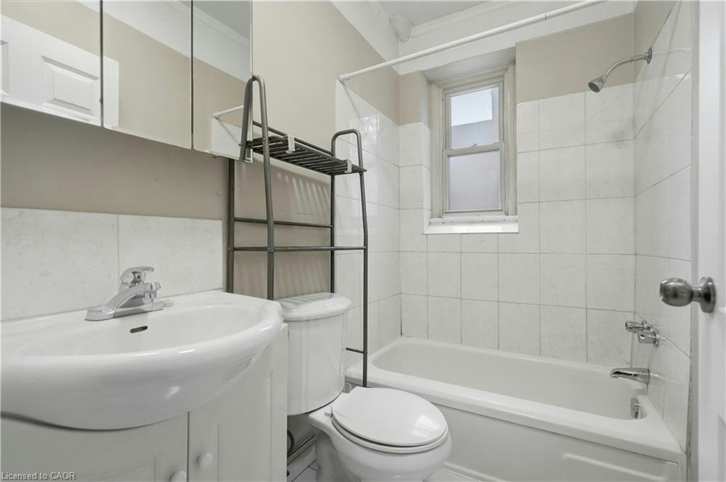 418 Main Street W, Hamilton, ON, L8P 1K6 - 22