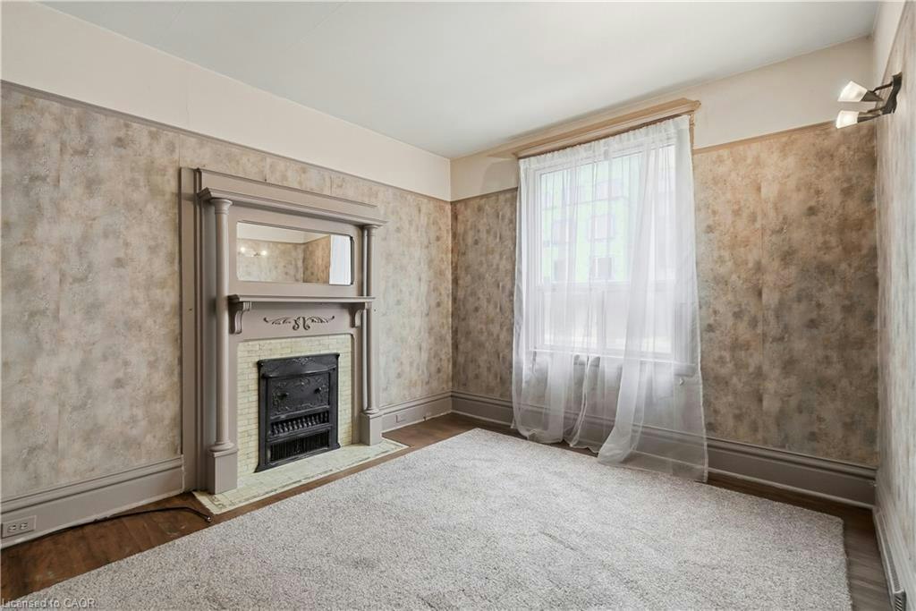 418 Main Street W, Hamilton, ON, L8P 1K6 - 5