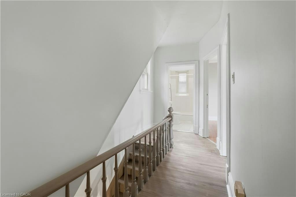 418 Main Street W, Hamilton, ON, L8P 1K6 - 23