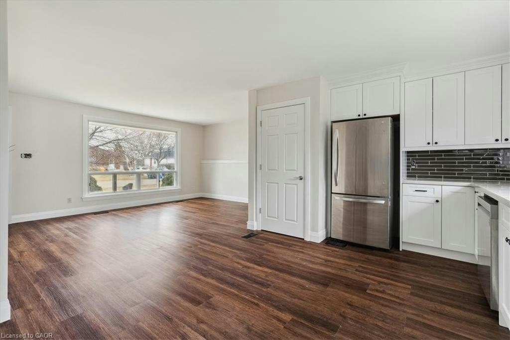 Upper-79 Canterbury Avenue, Hamilton, ON, L8G 3S8 - 10