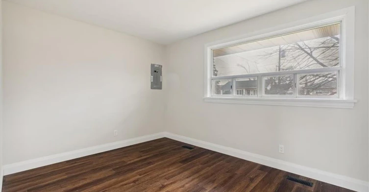 Upper-79 Canterbury Avenue, Hamilton, ON, L8G 3S8 - 12