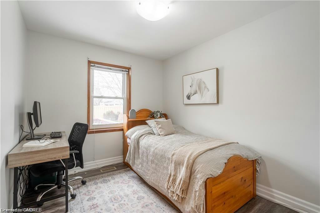 22 Fernwood Crescent, Hamilton, ON, L8T 3L1 - 14