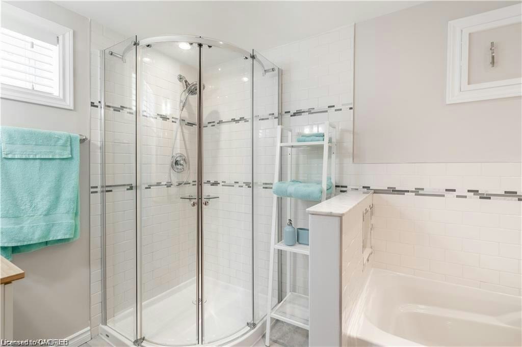 22 Fernwood Crescent, Hamilton, ON, L8T 3L1 - 23