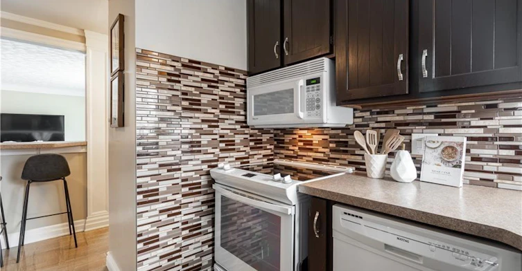 22 Fernwood Crescent, Hamilton, ON, L8T 3L1 - 8