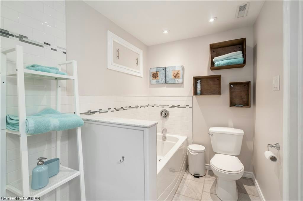 22 Fernwood Crescent, Hamilton, ON, L8T 3L1 - 24