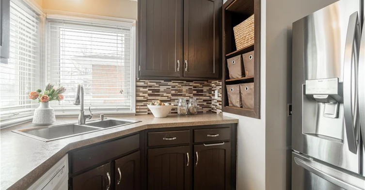 22 Fernwood Crescent, Hamilton, ON, L8T 3L1 - 7