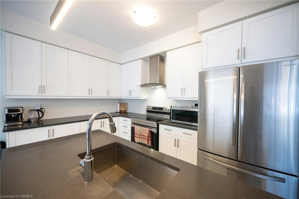 64 Holder Drive, Brantford, ON, N3T 0W8 - 8