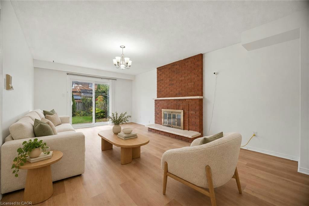 4200 Greybrook Crescent, Mississauga, ON, L4W 3G6
