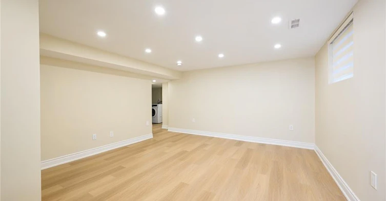 Lower # 2-347 York Road, Burlington, ON, L7R 3X5 - 5