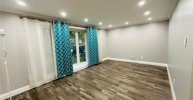 UPPER-38 Jay Court, Kitchener, ON, N2E 1P8 - 4