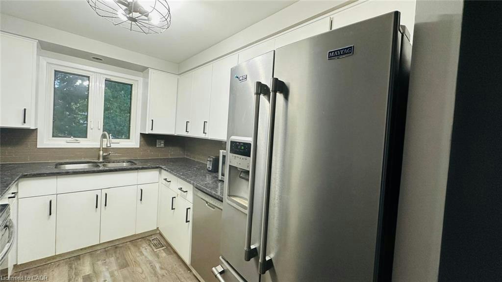 UPPER-38 Jay Court, Kitchener, ON, N2E 1P8 - 12