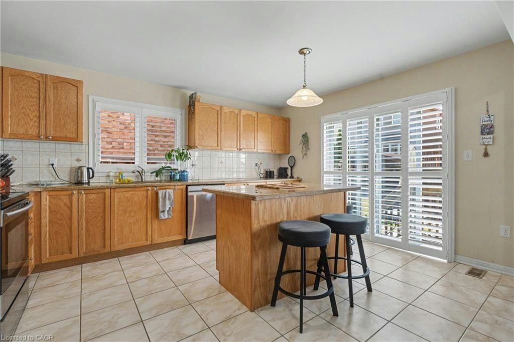 418 Kitty Murray Lane, Hamilton, ON, L9K 0E2 - 12