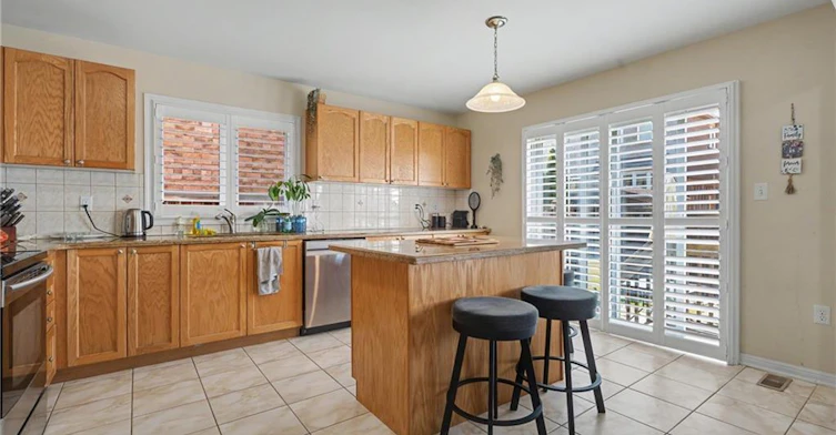 418 Kitty Murray Lane, Hamilton, ON, L9K 0E2 - 12