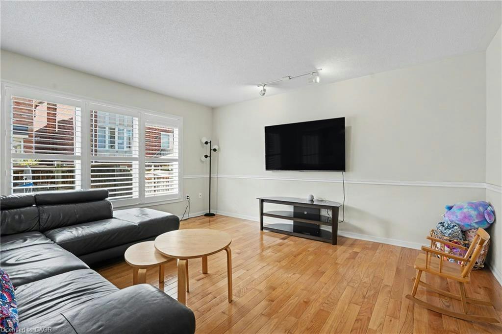 418 Kitty Murray Lane, Hamilton, ON, L9K 0E2 - 9
