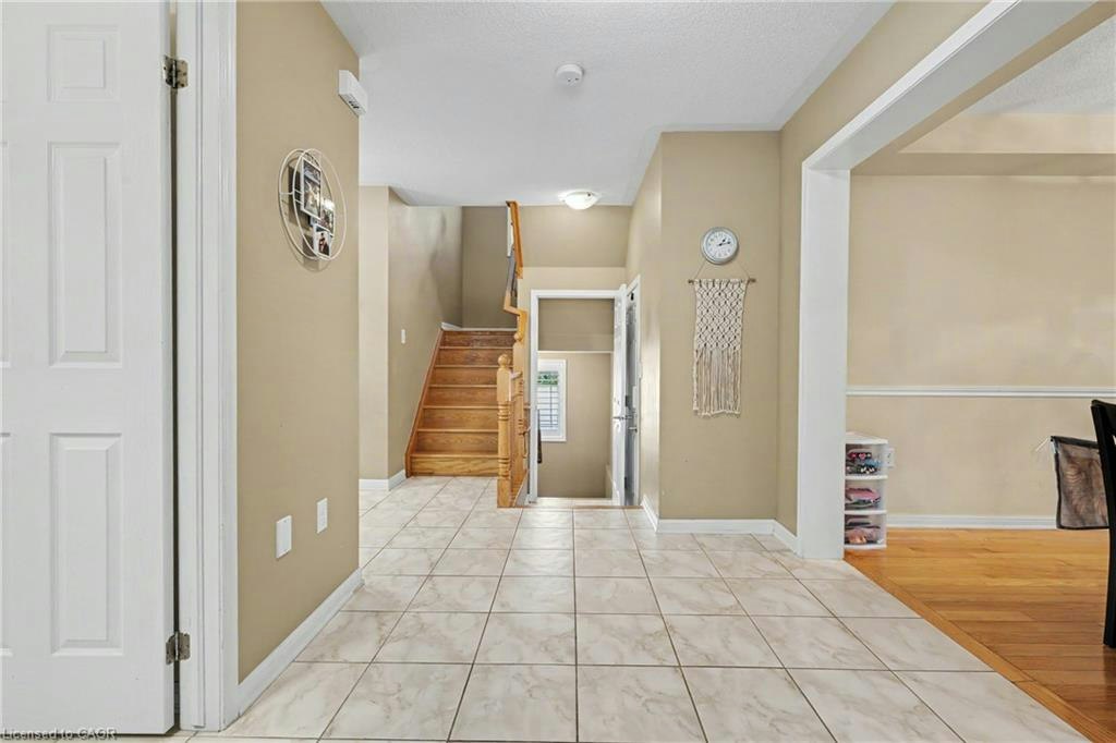 418 Kitty Murray Lane, Hamilton, ON, L9K 0E2 - 16