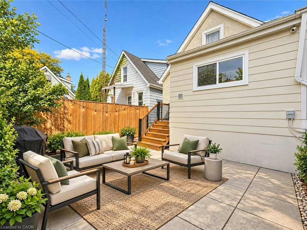 654 Dunsmure Road, Hamilton, ON, L8H 1H7 - 17