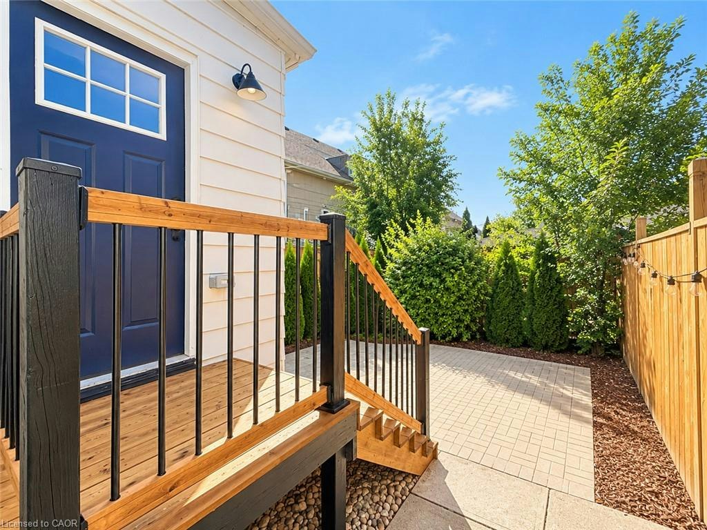 654 Dunsmure Road, Hamilton, ON, L8H 1H7 - 16