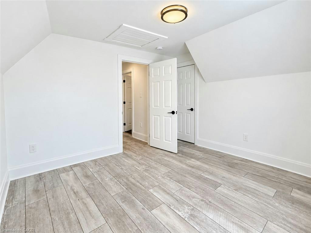654 Dunsmure Road, Hamilton, ON, L8H 1H7 - 15