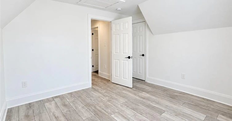 654 Dunsmure Road, Hamilton, ON, L8H 1H7 - 15