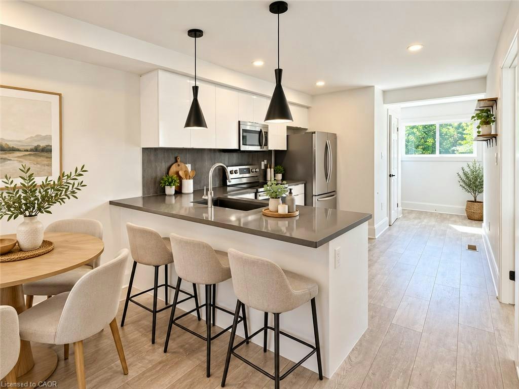654 Dunsmure Road, Hamilton, ON, L8H 1H7 - 4