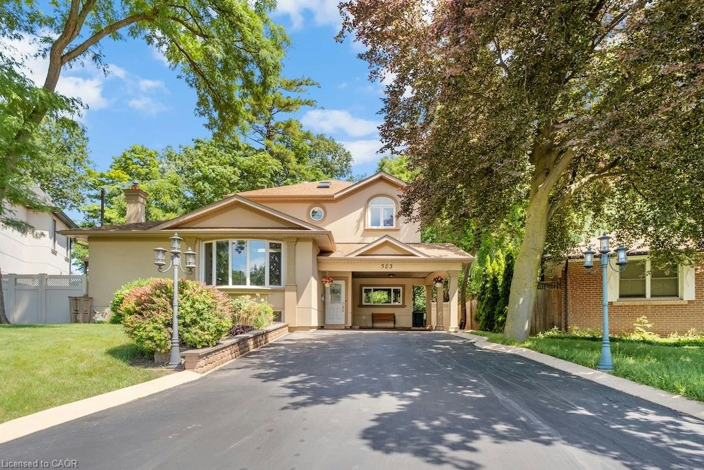 583 Stephens Crescent, Oakville, ON, L6K 1Y2
