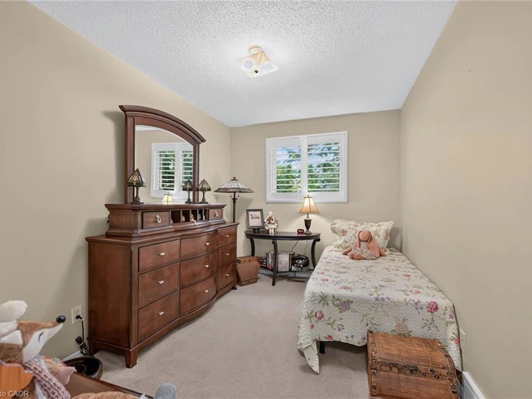 89 Stoney Brook Crescent, St. Catharines, ON, L2S 3R8 - 25