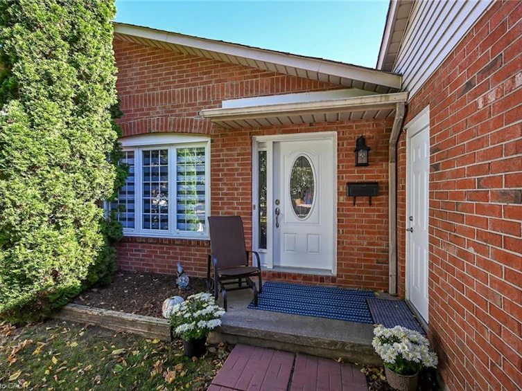 89 Stoney Brook Crescent, St. Catharines, ON, L2S 3R8 - 3