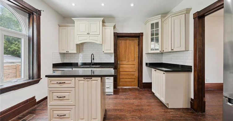 245 Lowther Street S, Cambridge, ON, N3H 1Y6 - 7