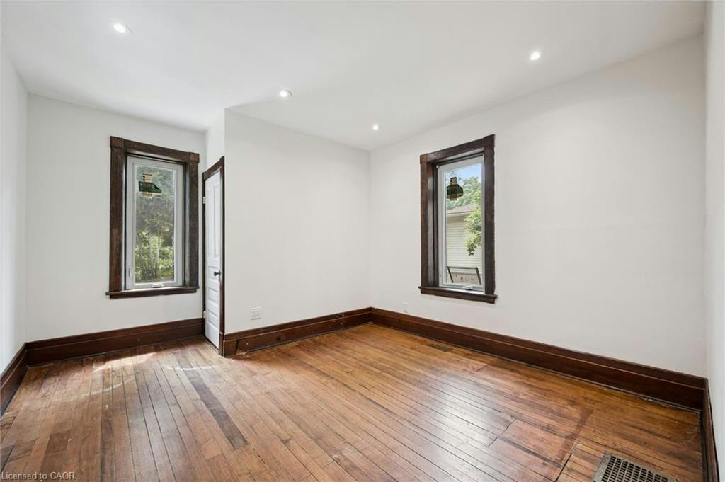 245 Lowther Street S, Cambridge, ON, N3H 1Y6 - 13