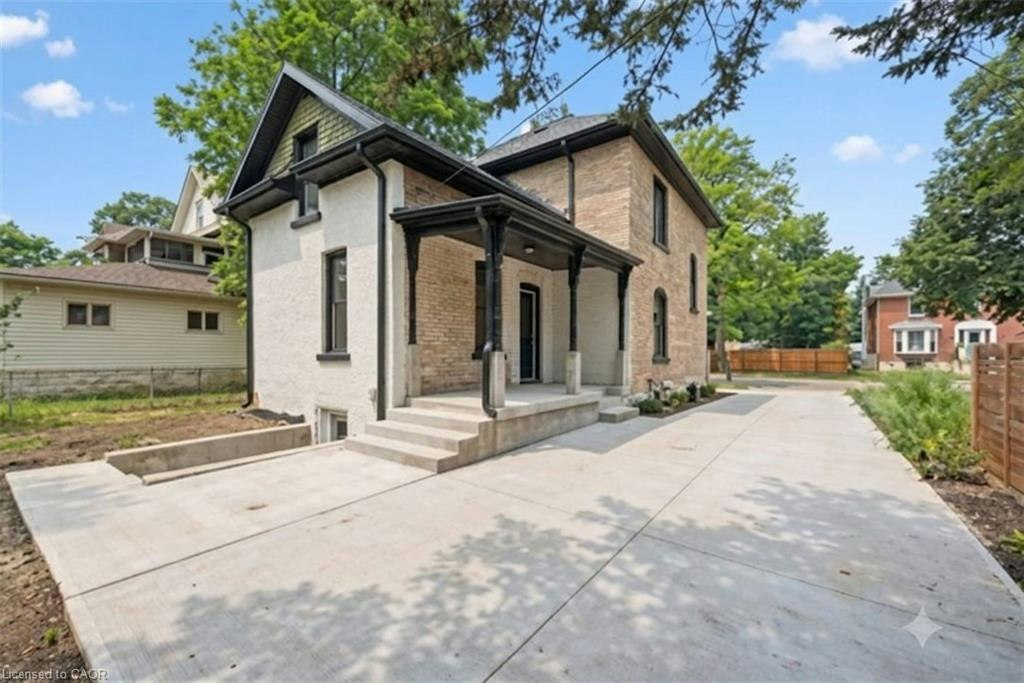 245 Lowther Street S, Cambridge, ON, N3H 1Y6 - 3